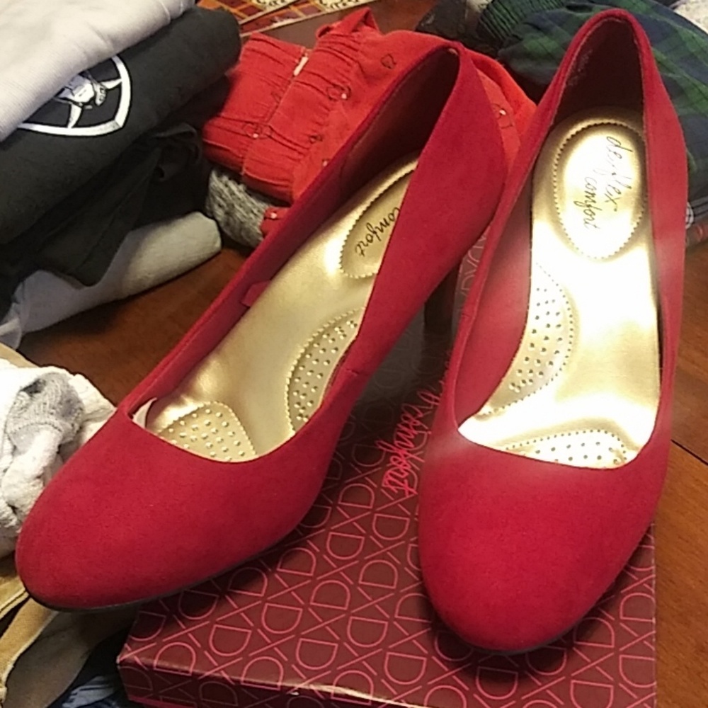 Really cute comfy heels